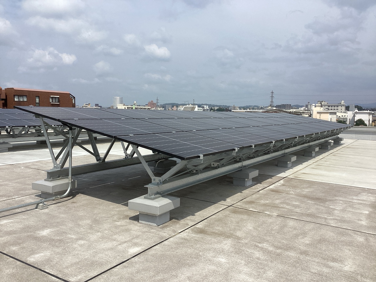 2025年5月　太陽光発電設備新設　金沢市南部共同調理場様